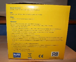 Even though there is plenty of room for explanations on the sides of the box, not even the dimensions and safety tips are listed.